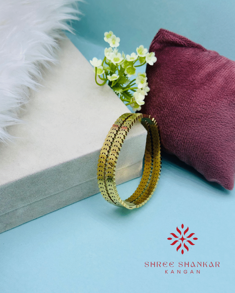 Thin Leaf Bracelet